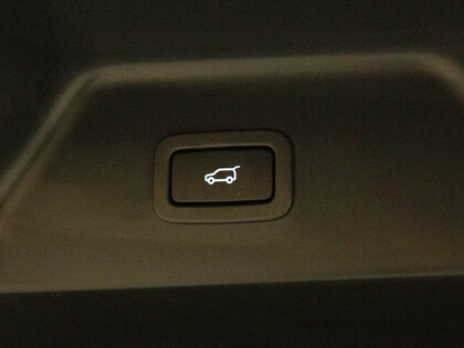 used 2021 Land Rover Range Rover car, priced at $67,900