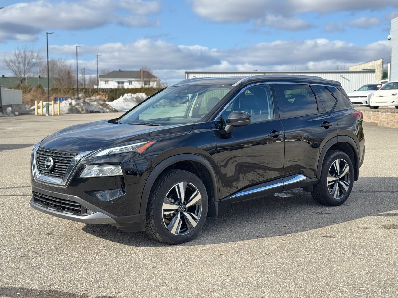 2023 Nissan Rogue SL AWD // TOIT PANORAMIQUE HEATED SEATS - NAVIGATI