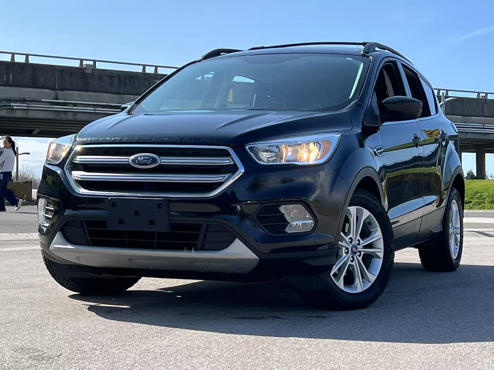 2017 Ford Escape SE/ NO ACCIDENT/ BC LOCAL/ HEATED SEATS