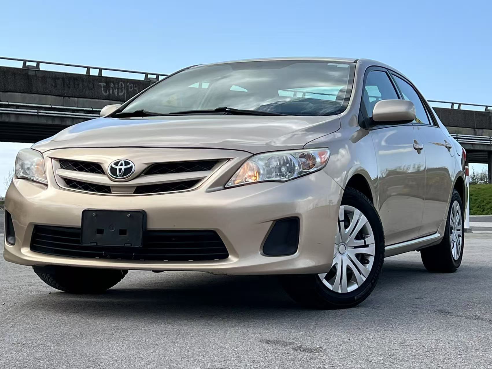 2012 Toyota Corolla LE AUTO/ CLEAN TITLE/ BACKUP CAMERA