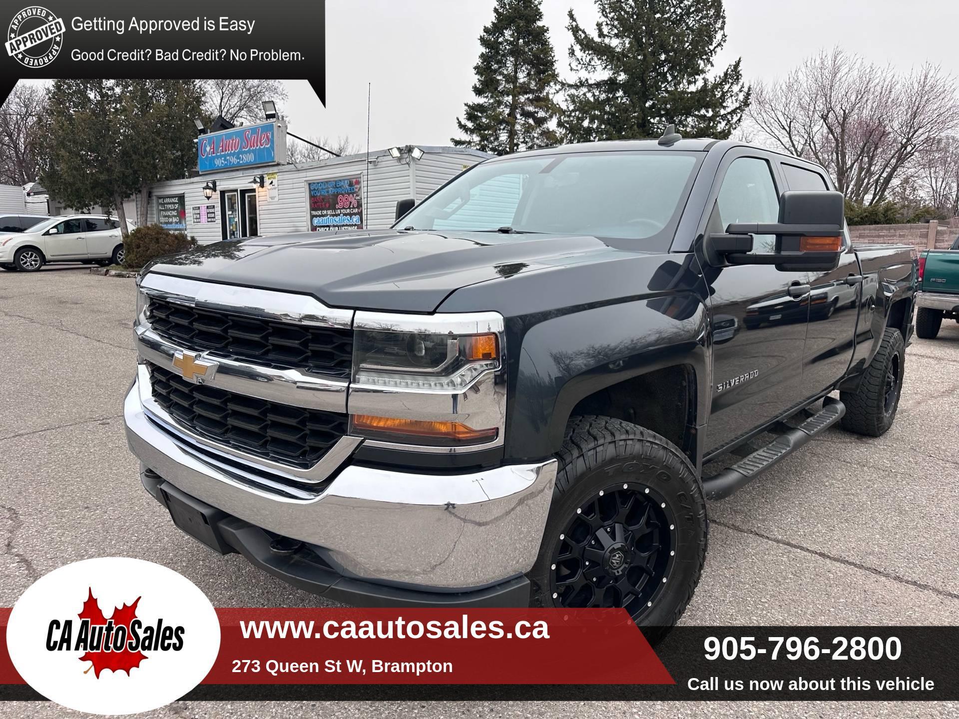 2018 Chevrolet Silverado 1500 4WD Crew Cab LT  143.5 ACCIDENT FREE 5.3L V8 