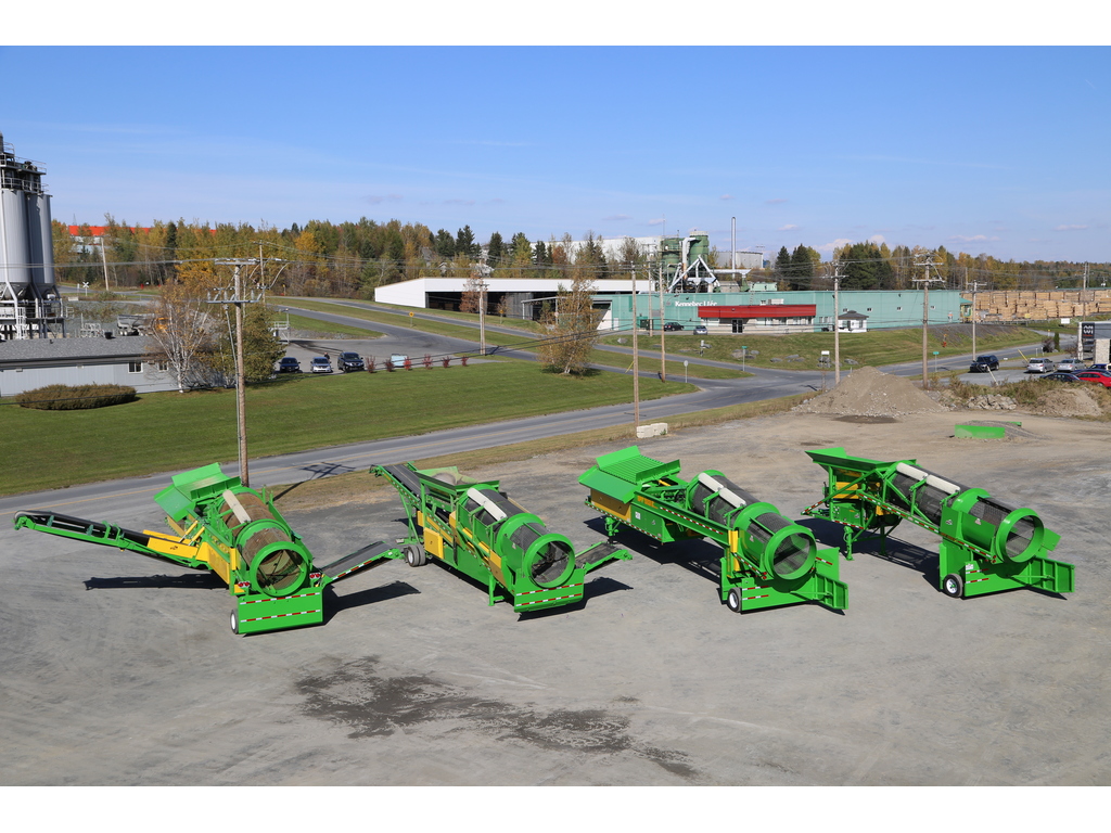 2025 General Heavy Equipment Tamiseurs, Convoyeurs, Tremies d'alimentation