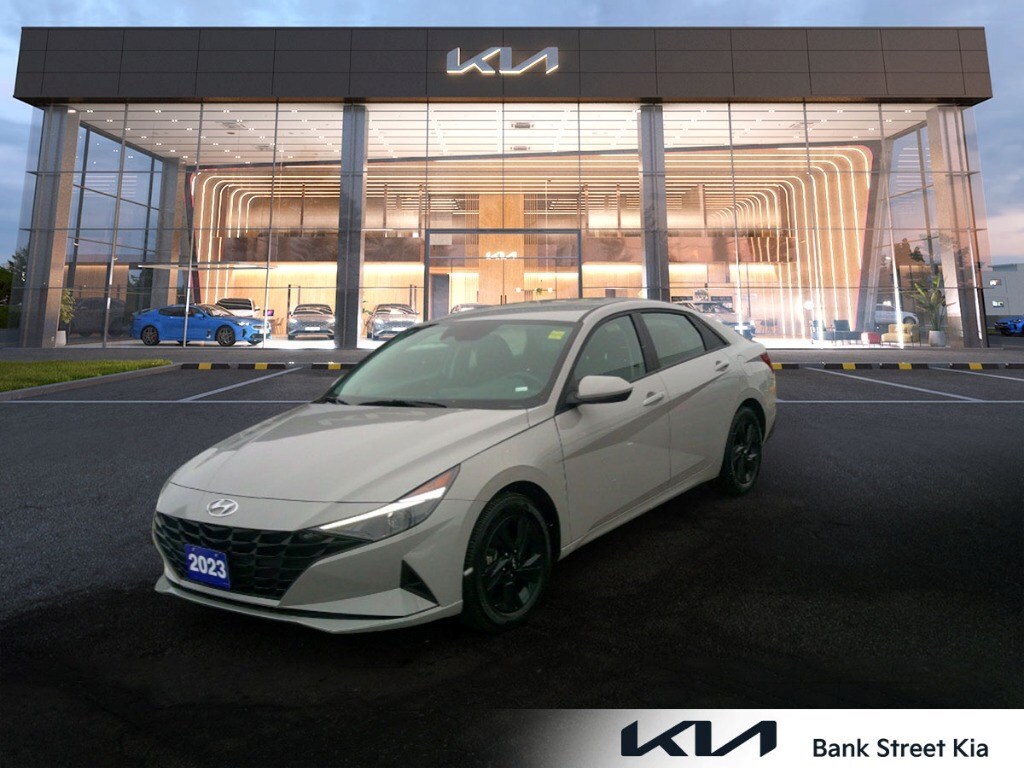 2023 Hyundai Elantra Preferred IVT