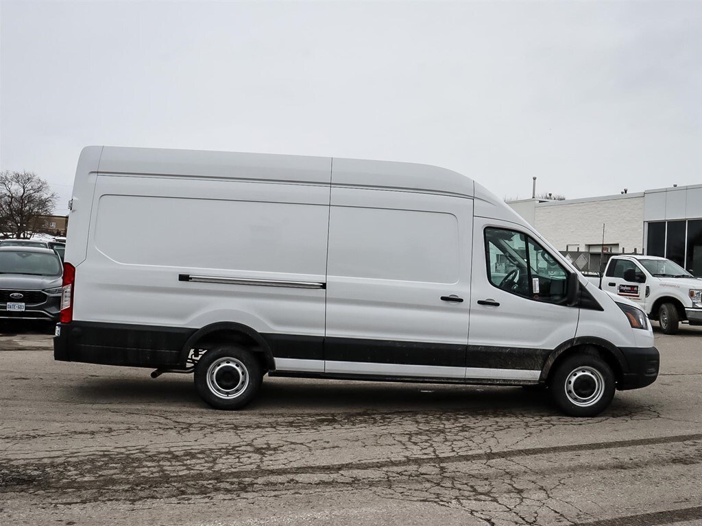 2025 Ford Transit Cargo Van