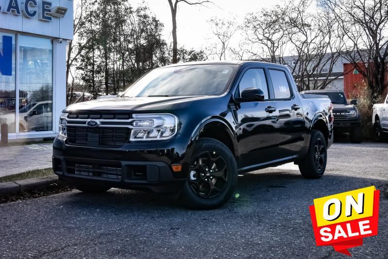 2024 Ford Maverick Lariat  • SUNROOF • PREM. AUDIO • NAV • TOW PACKAG