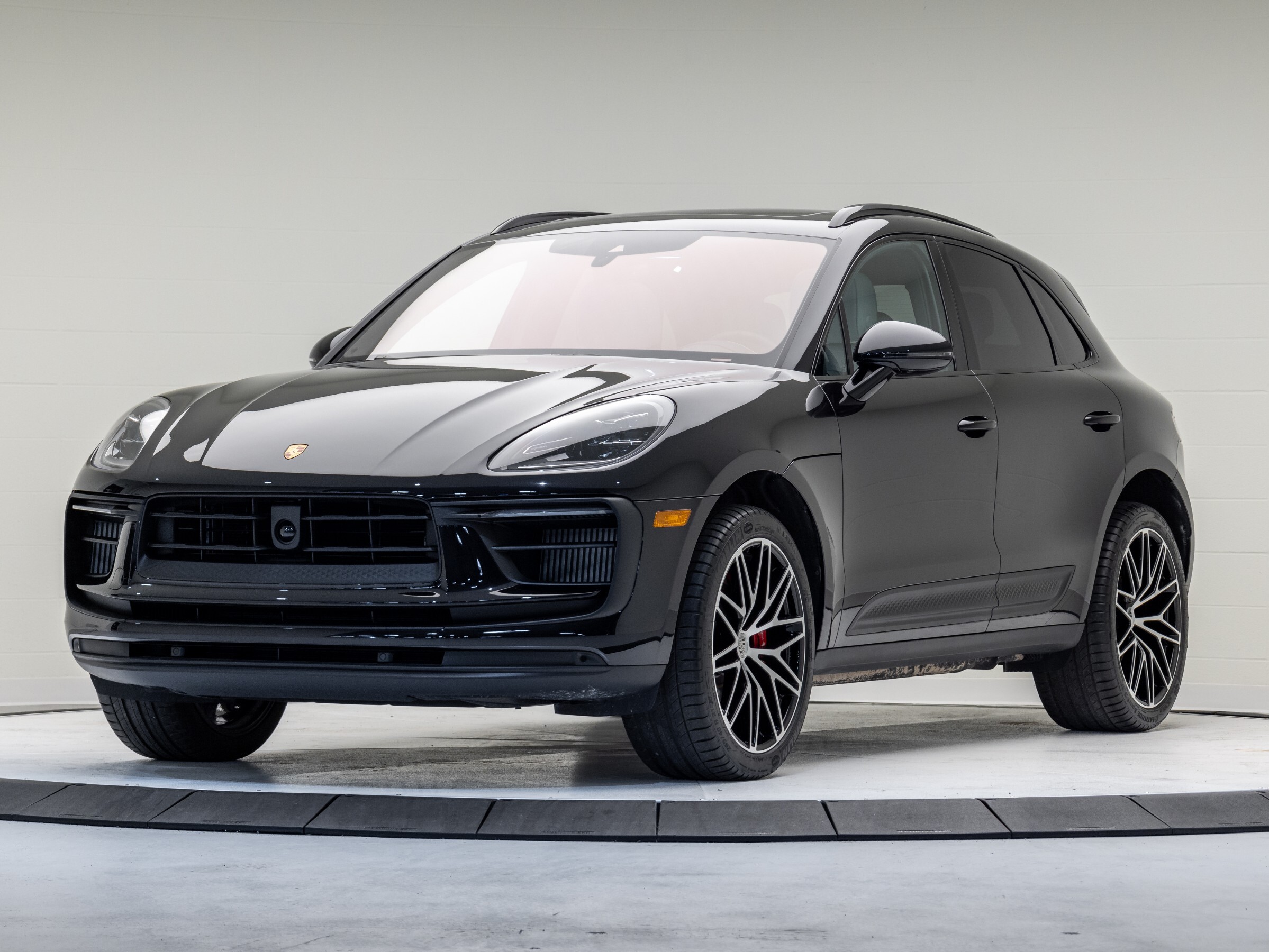 2024 Porsche Macan S