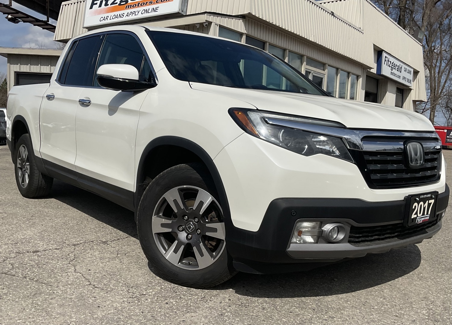 2017 Honda Ridgeline TOURING - LTHR! NAV! BACK-UP CAM! BSM!
