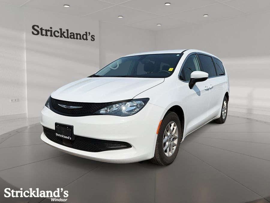2022 Chrysler Grand Caravan SXT Minivan