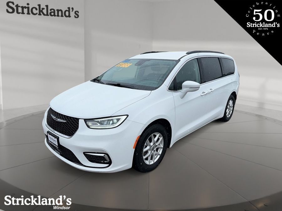 2022 Chrysler Pacifica TOURING L Minivan