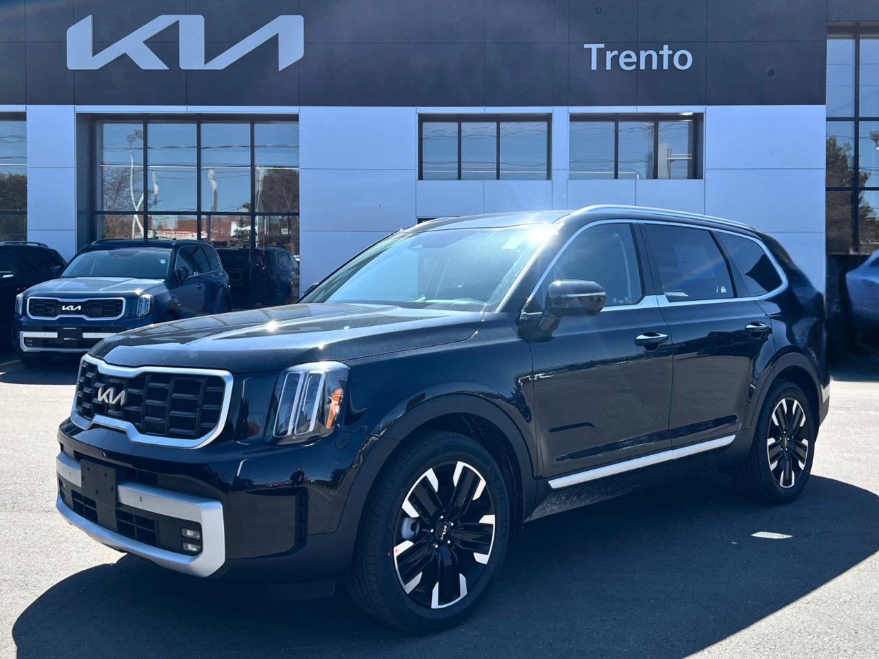 2025 Kia Telluride SX Limited - Black