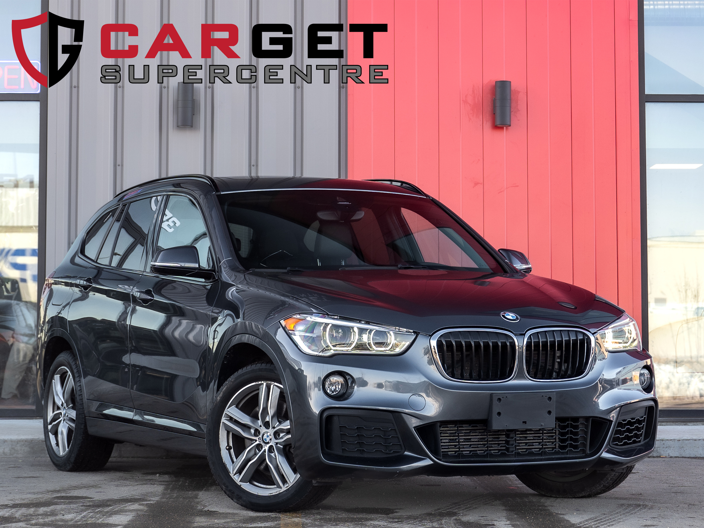 2018 BMW X1 xDrive28i - M Pkg | Pano Sunroof | Smartphone PKG