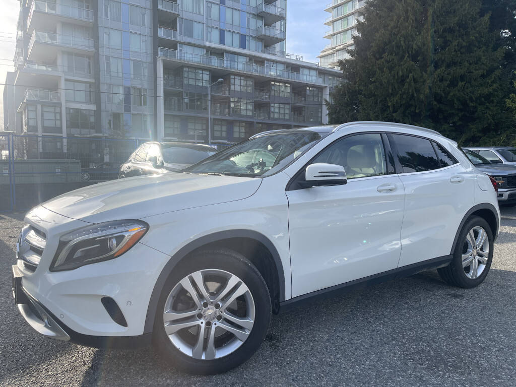 2015 Mercedes-Benz GLA-Class 4MATIC 4dr GLA 250