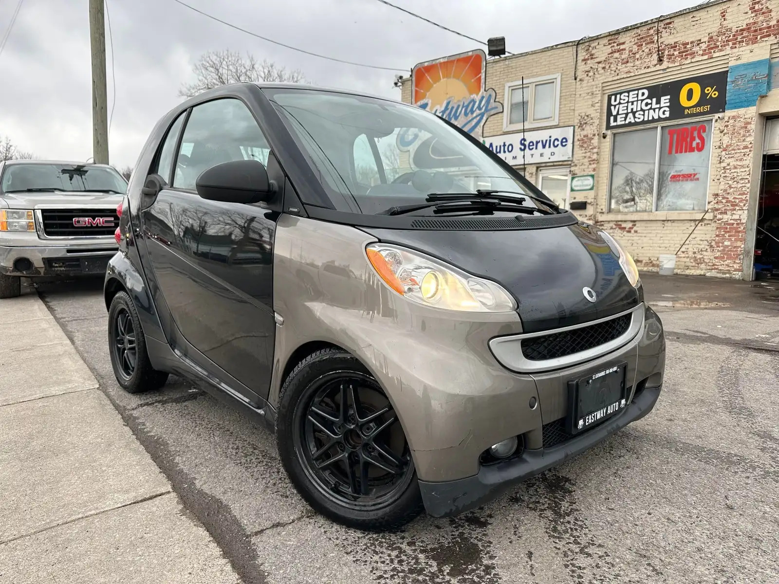 2012 smart fortwo 2dr Cpe Pure