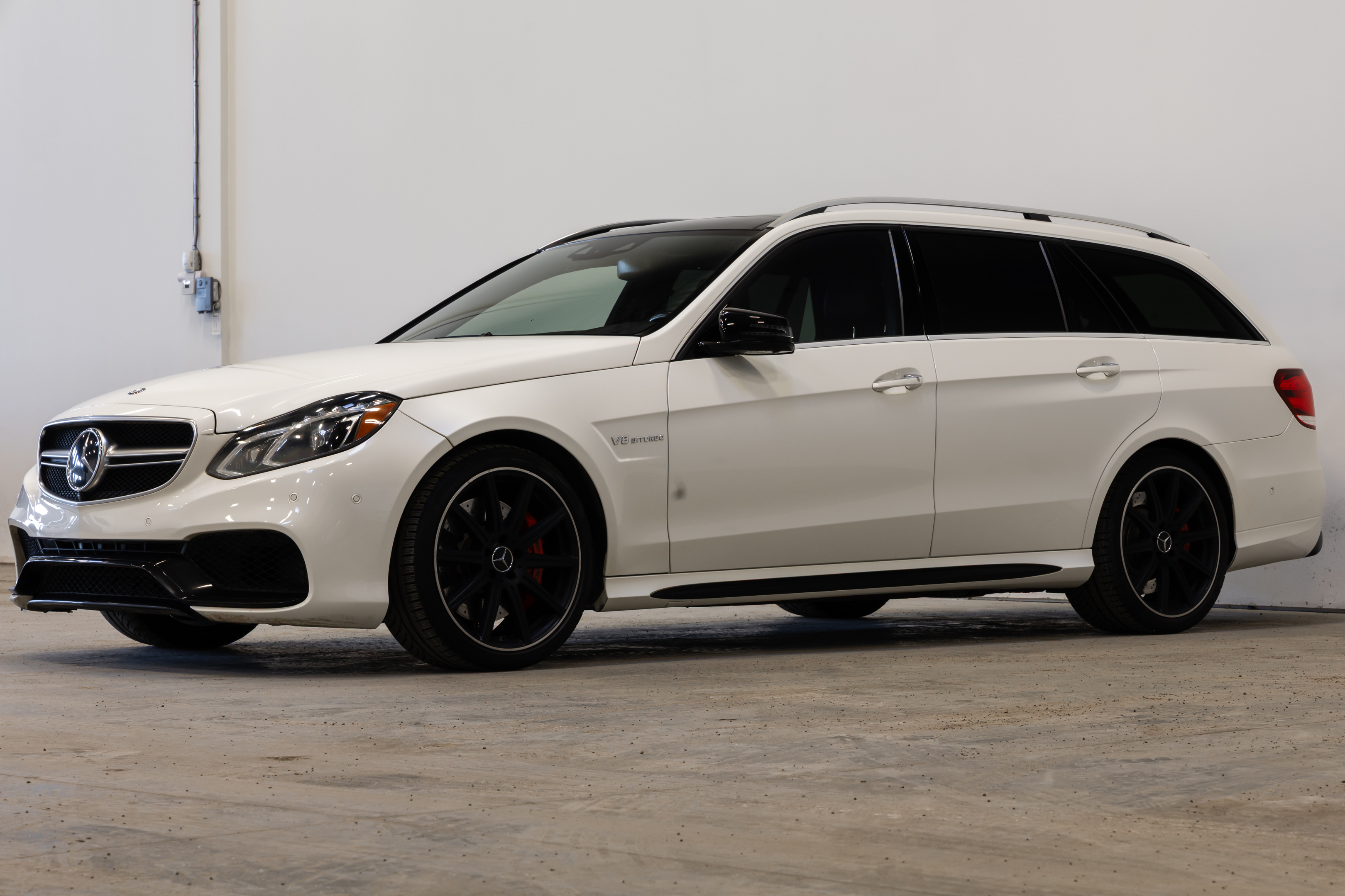 2014 Mercedes-Benz E63 AMG BC CAR GREAT SERVICE HISTORY TWO SETS OF WHEELS 