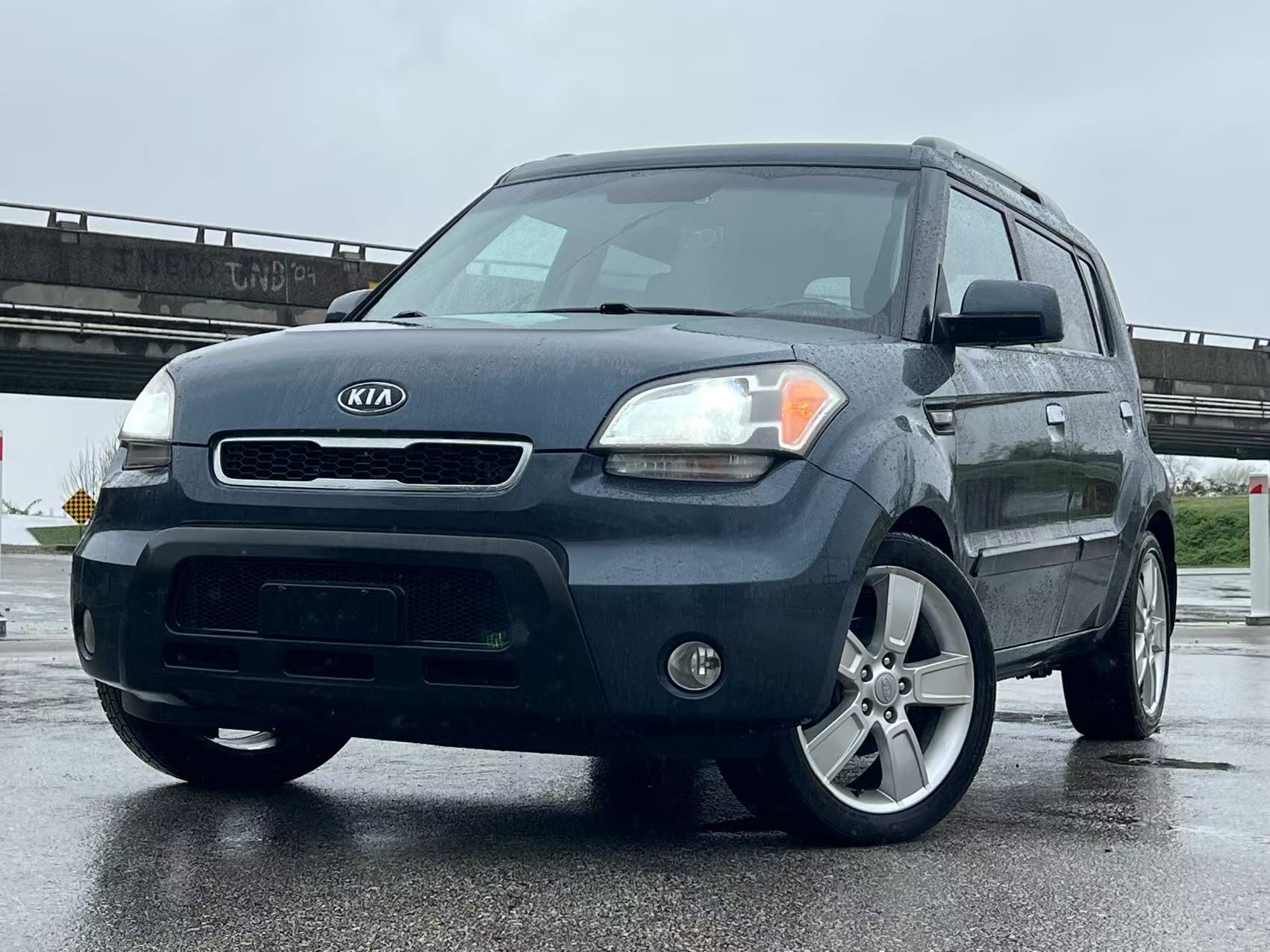 2010 Kia Soul 4U AUTO/ CLEAN TITLE/ BC LOCAL