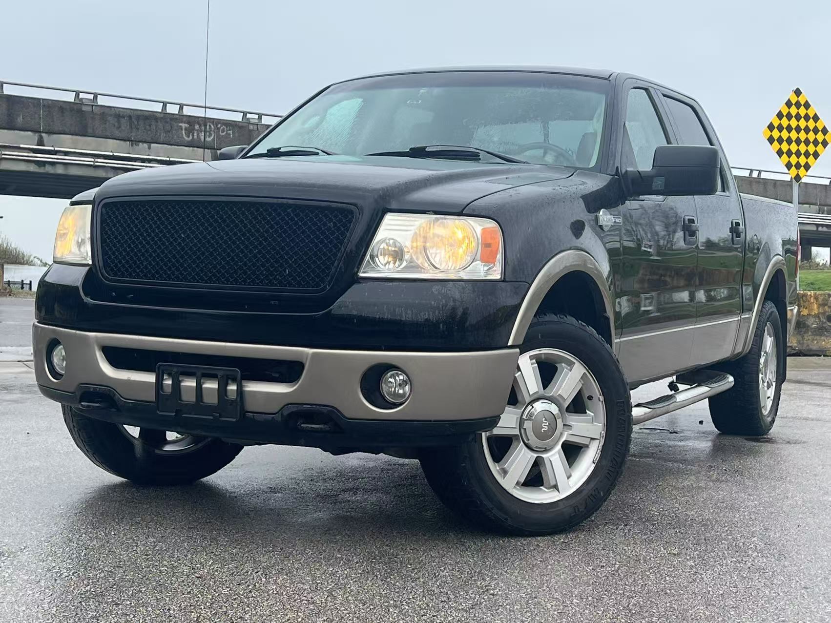 2006 Ford F-150 SuperCrew 139 KING RANCH 4WD/ CLEAN TITLE/ BC LOCA