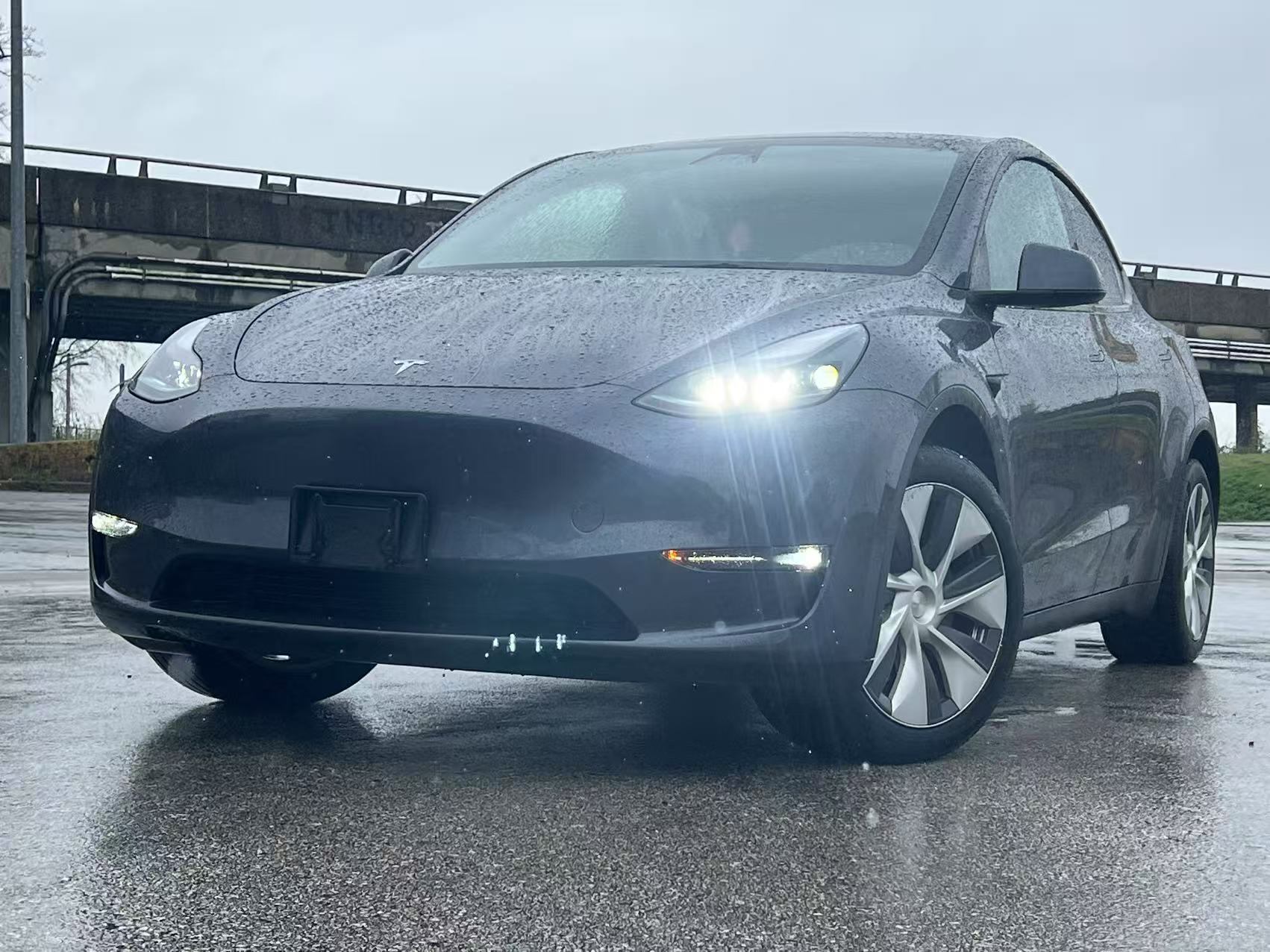 2023 Tesla Model Y Long Range AWD