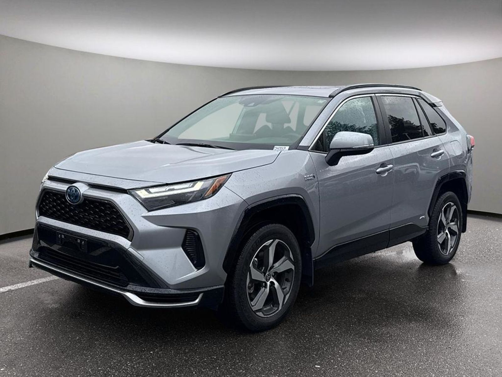 2024 Toyota RAV4 Prime SE