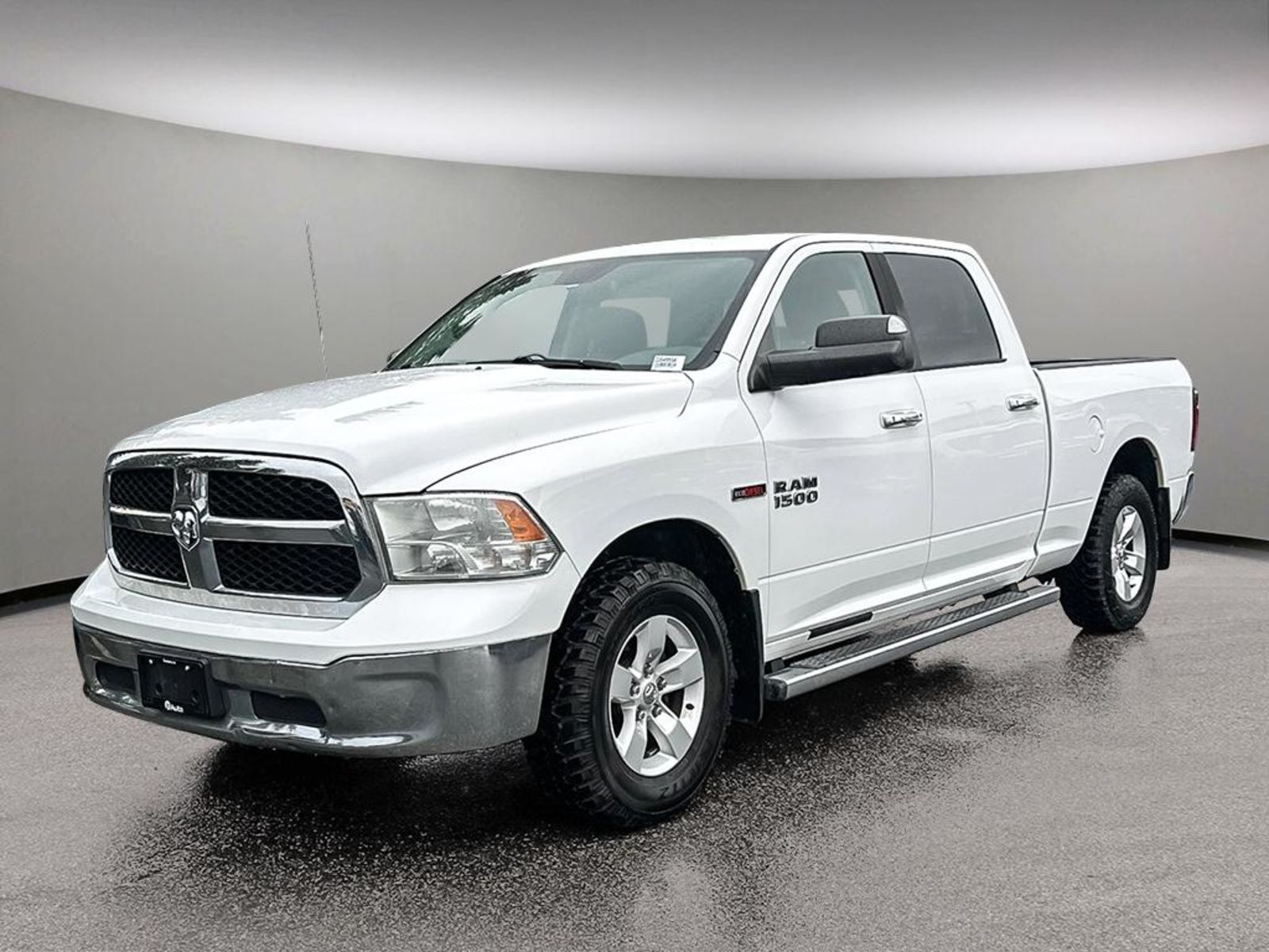2015 Ram 1500 SLT - DIESEL / 4WD / Rear View Cam / SXM