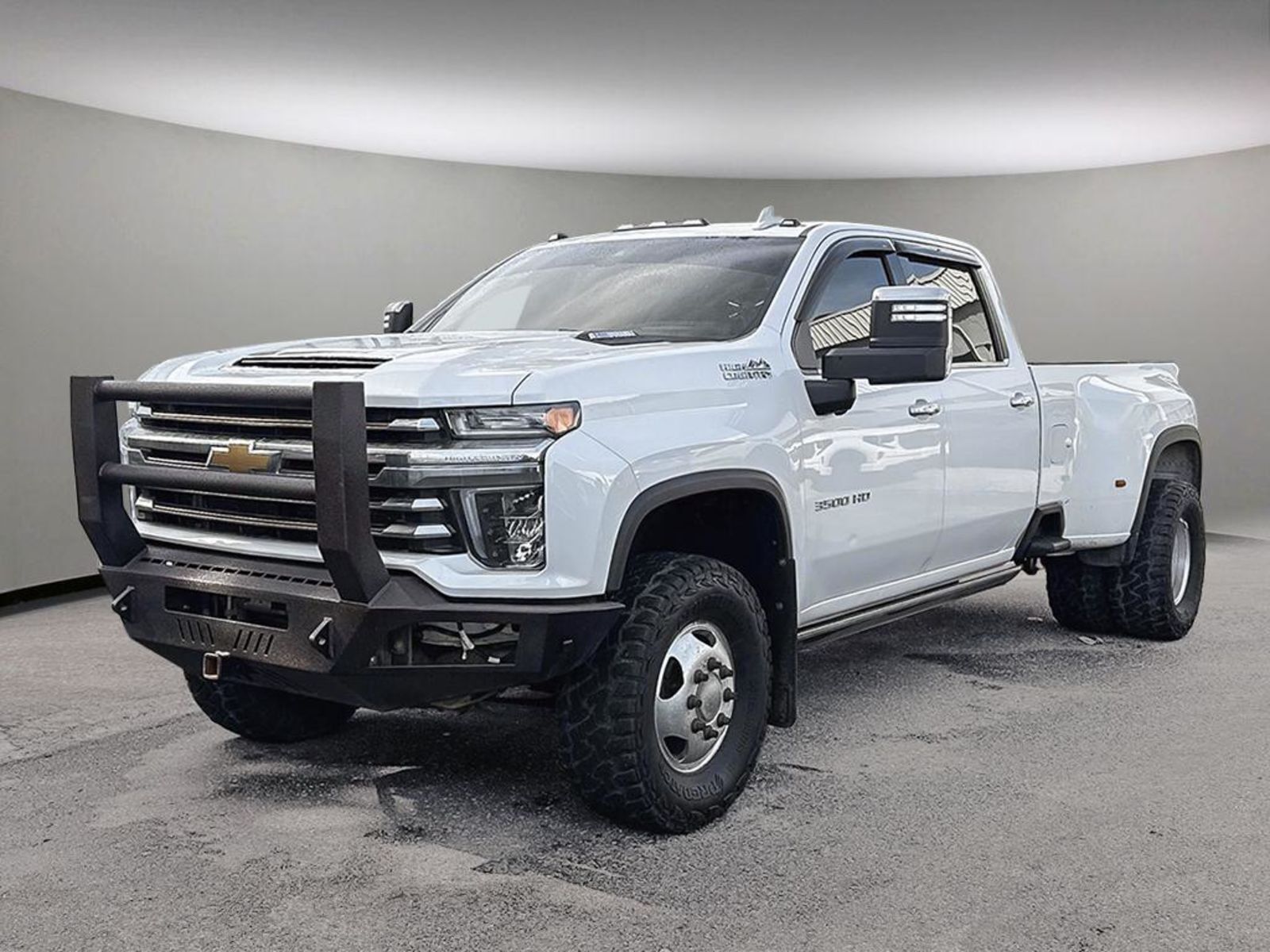 2023 Chevrolet SILVERADO 3500HD High Country