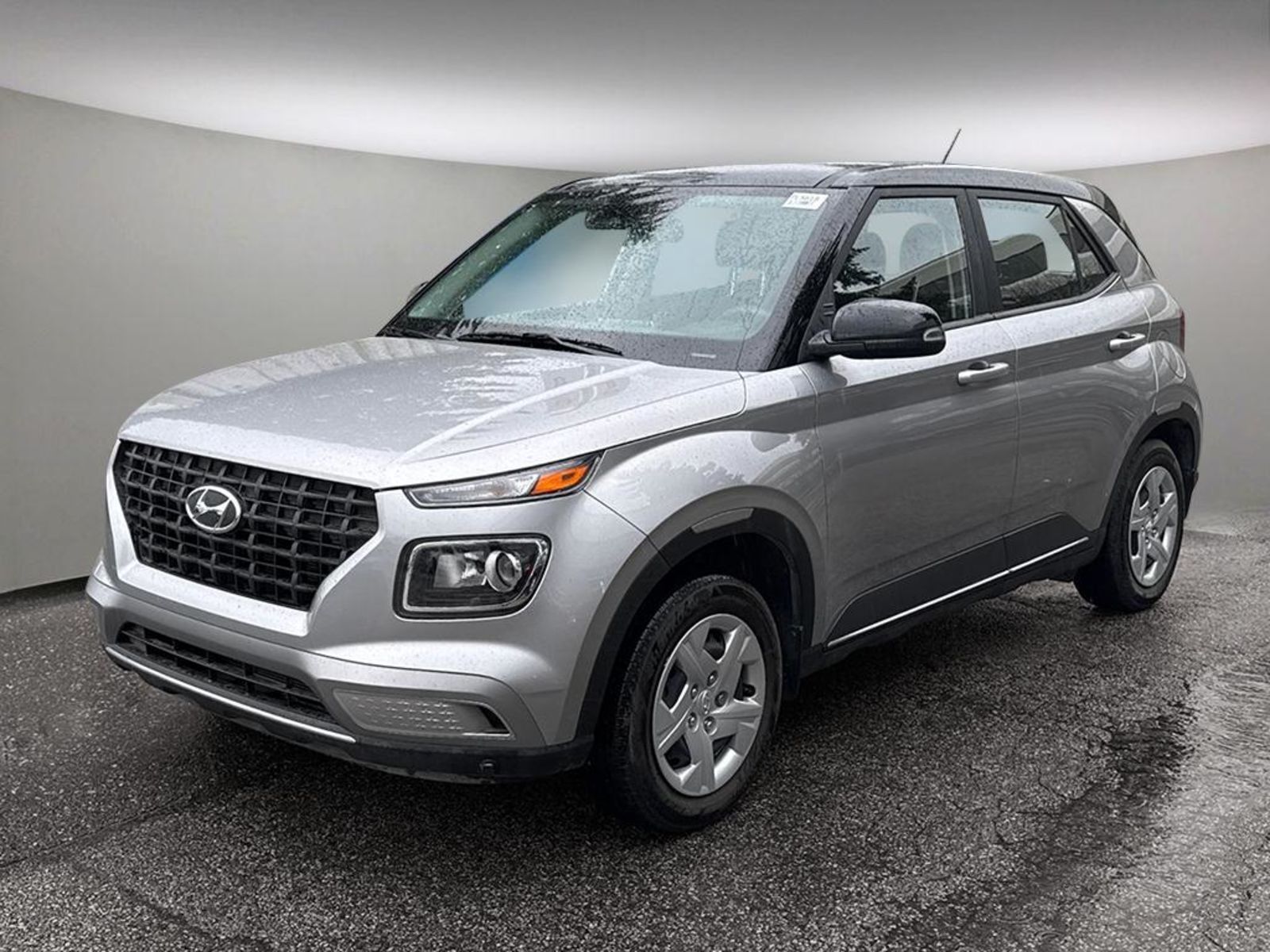 2023 Hyundai Venue Essential