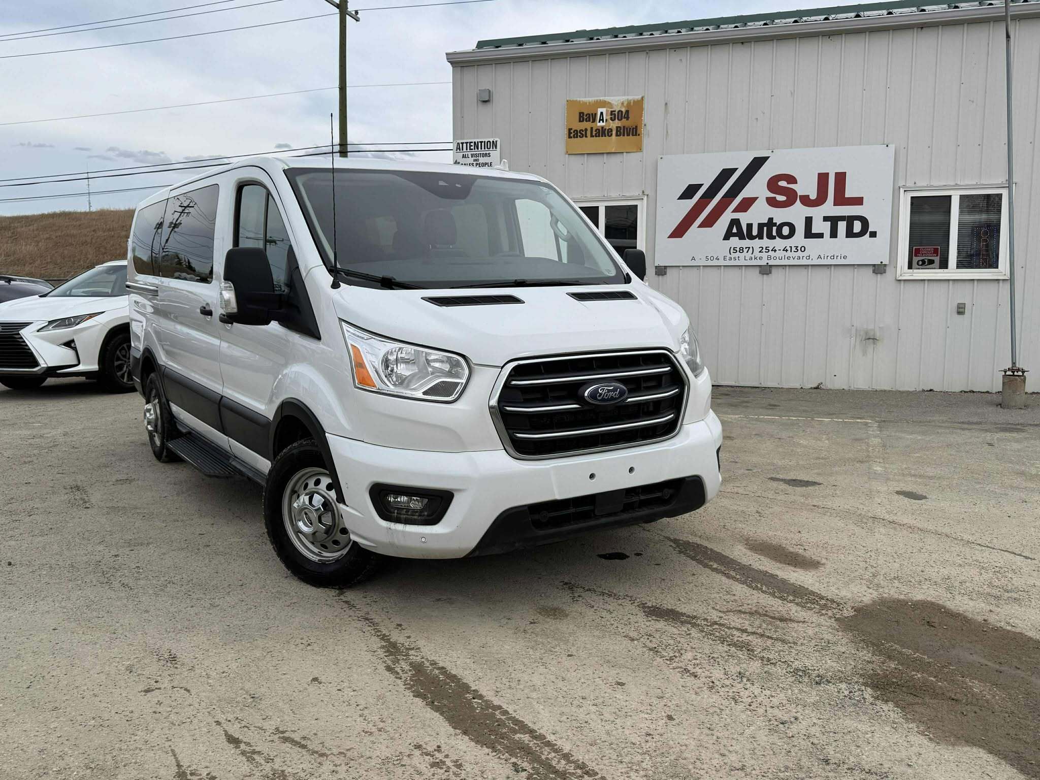 2020 Ford Transit 150 XLT