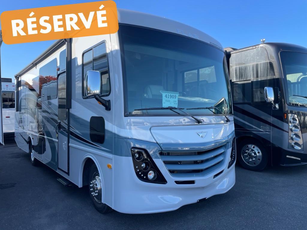 2025 Fleetwood Flair 29M FULLPAINT ESSENCE 
