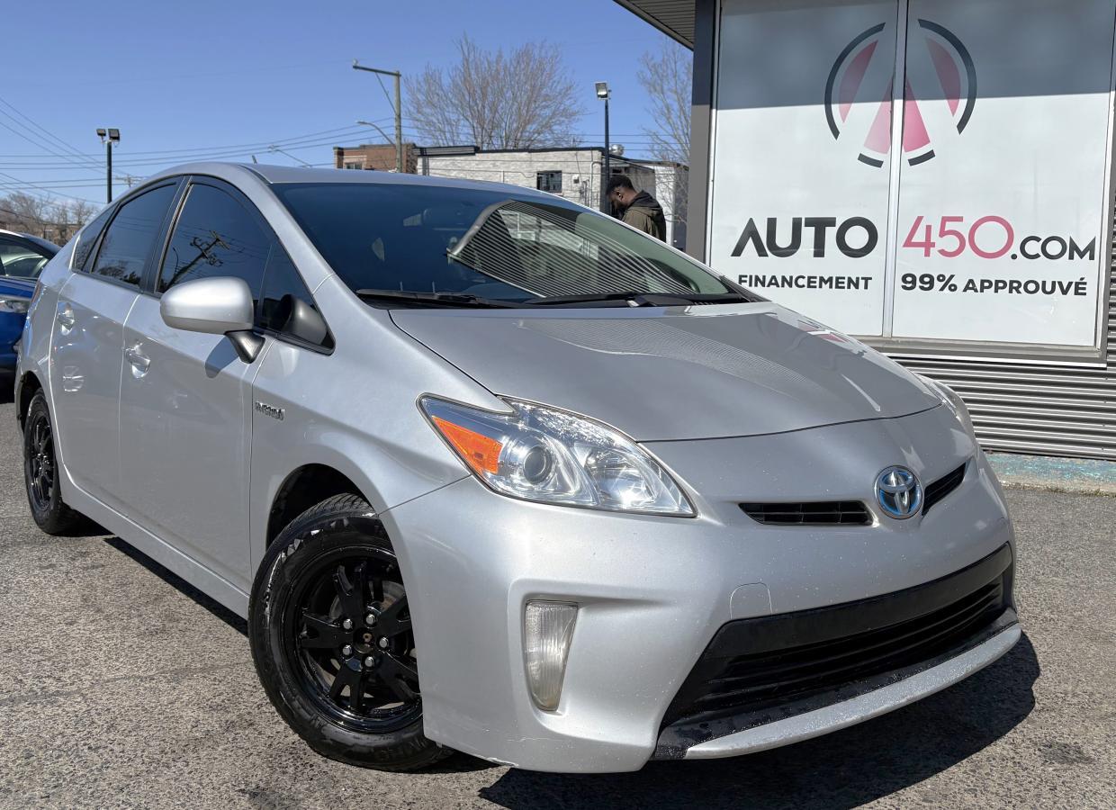 2014 Toyota Prius **HYBRID+MAGS+EXTRA CLEAN**
