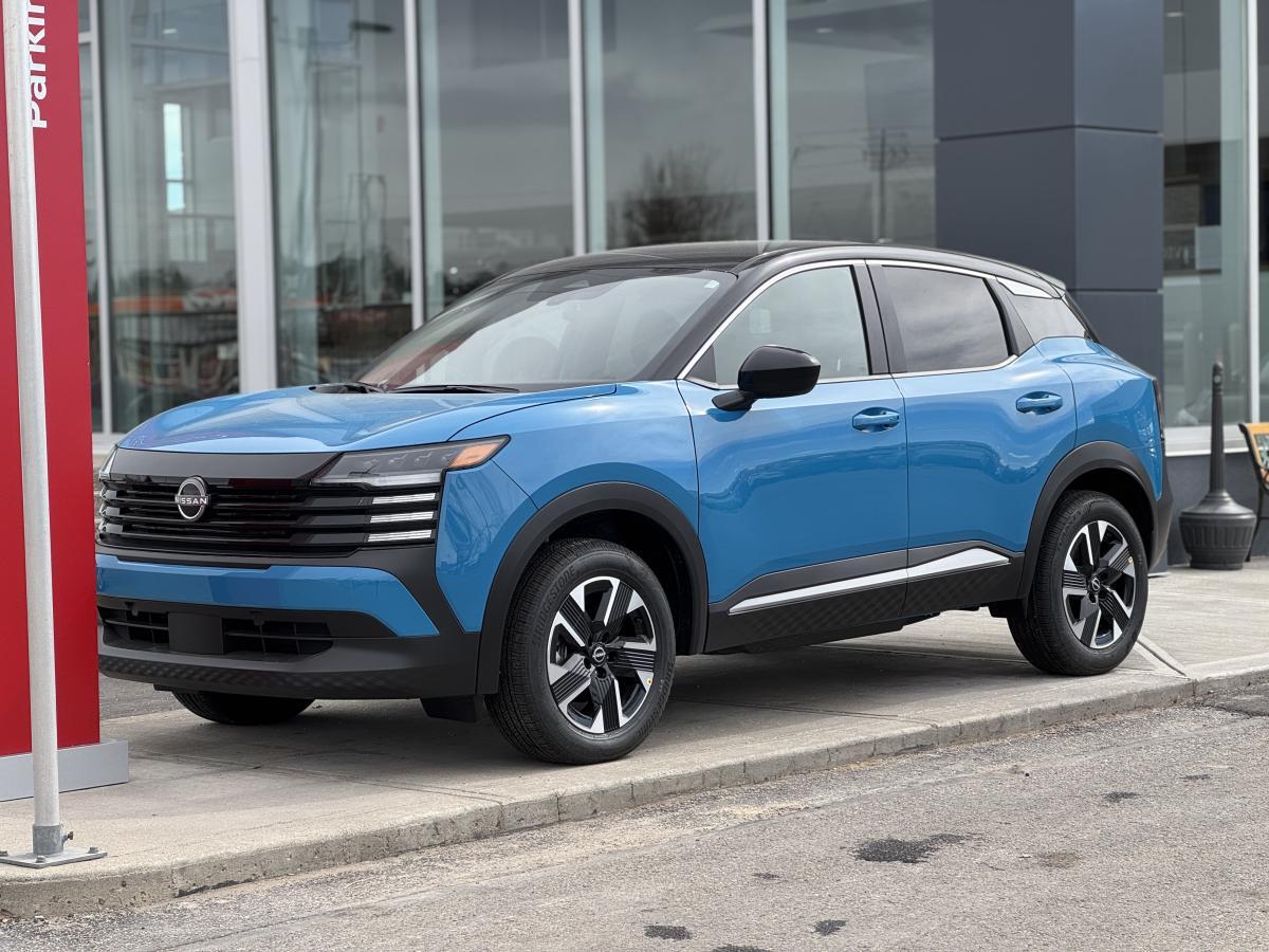 2025 Nissan Kicks Sv Awd