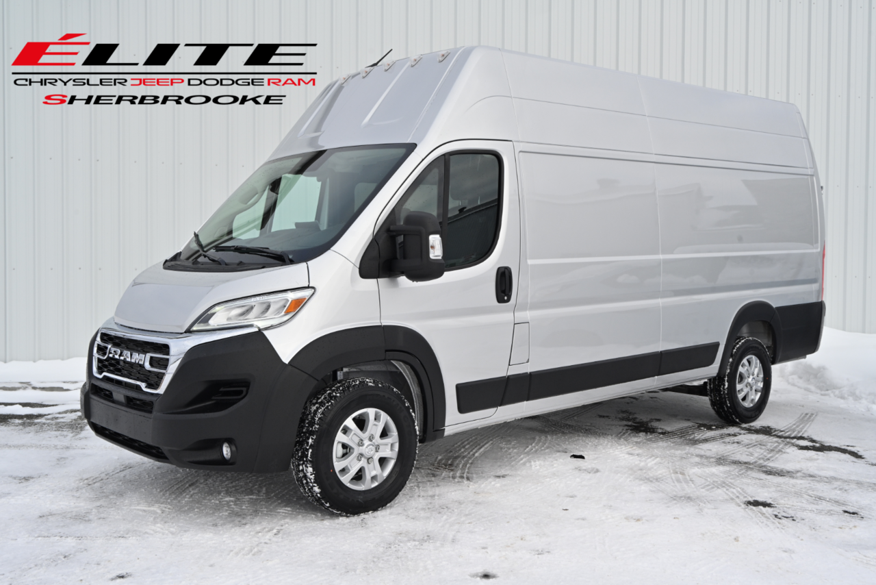 2025 Ram PROMASTER CARGO VAN 3500 SLT 