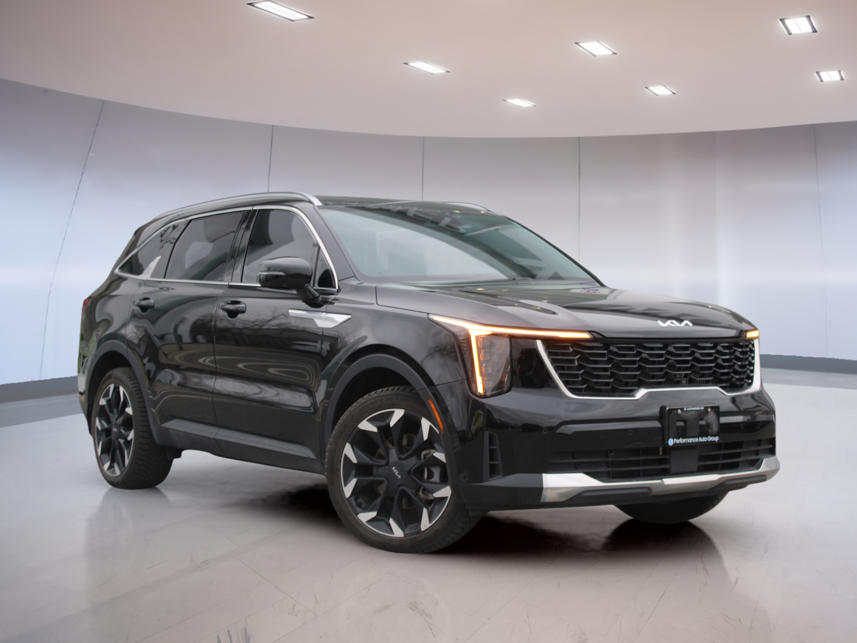 2024 Kia Sorento EX | BLACK ON BLACK | LOW MILEAGE