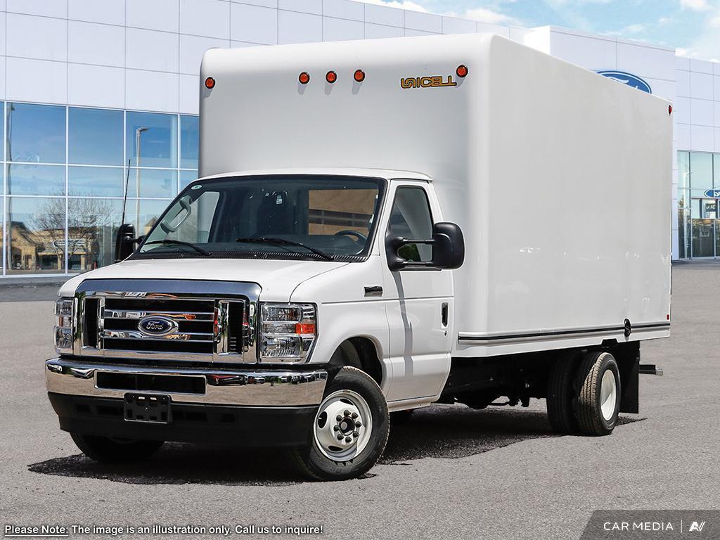 2025 Ford E-450 