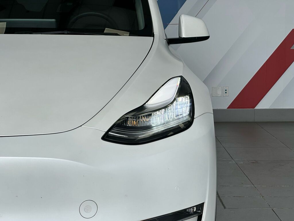 2021 Tesla Model Y Long Range, Vancouver, Cash