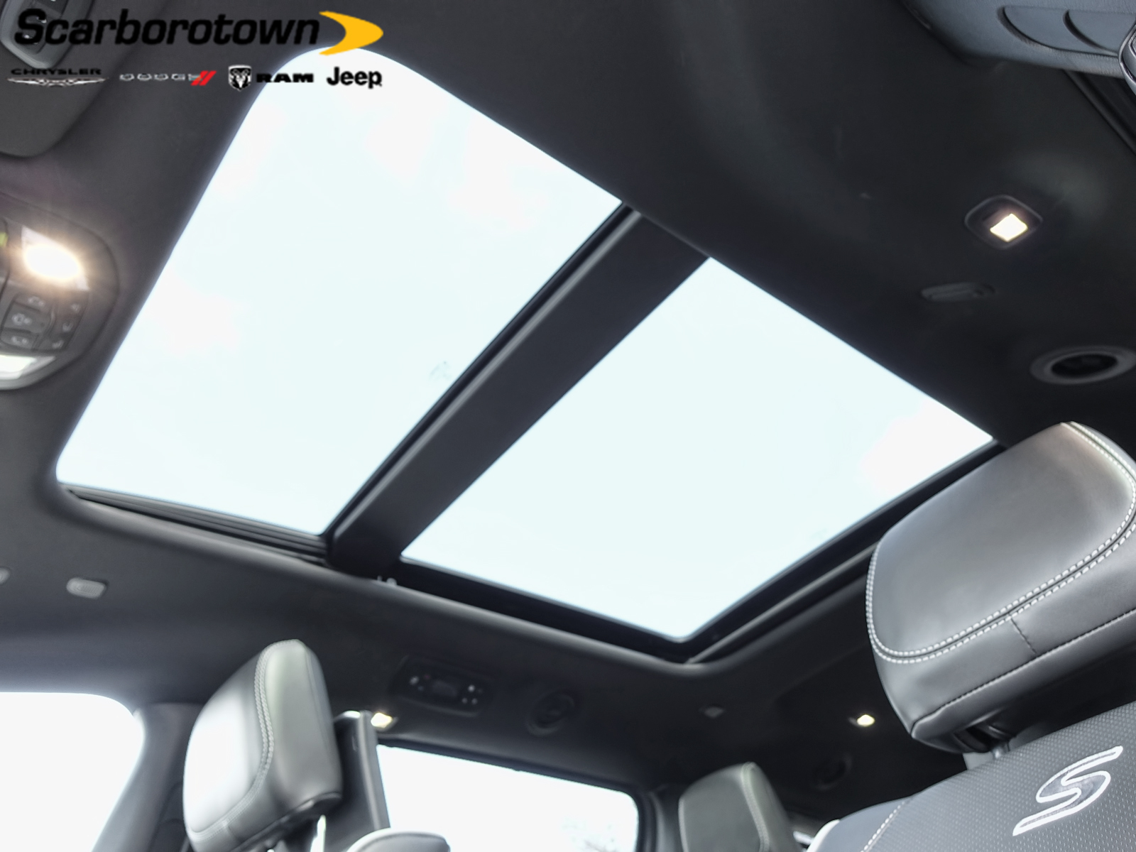 2025 Chrysler Pacifica Hybrid