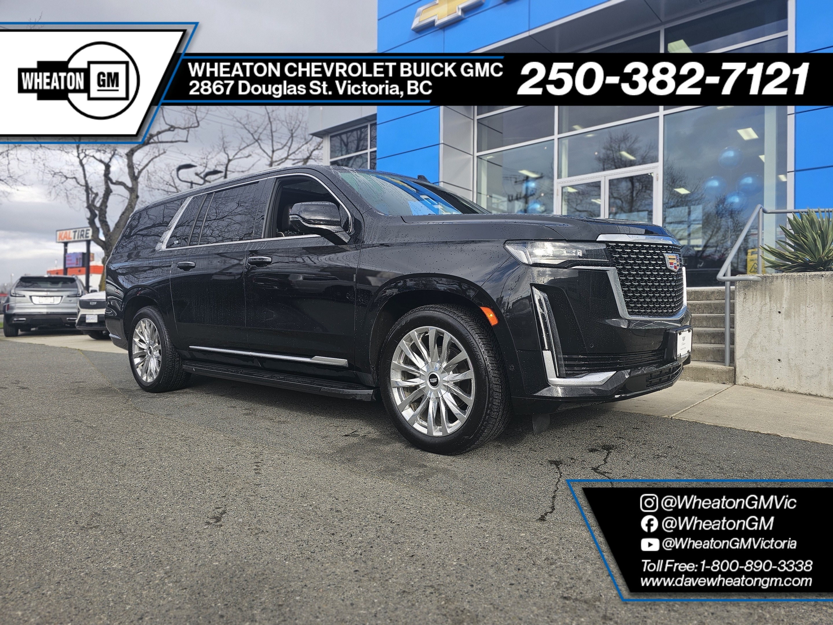 2022 Cadillac Escalade ESV Premium Luxury 4WD | CLEAN CARFAX | LOCALLY OWNED 