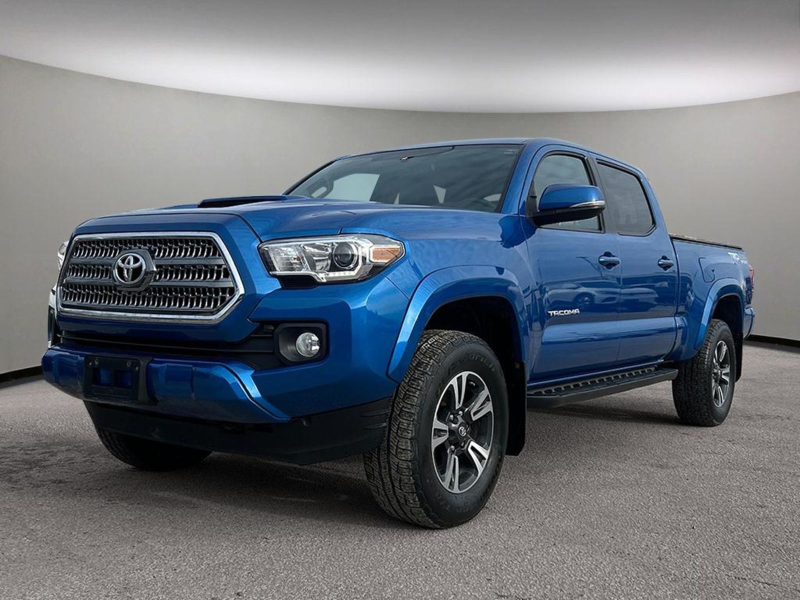 2017 Toyota Tacoma TRD Sport | Local MB Vehicle | 4WD | Heated Front 