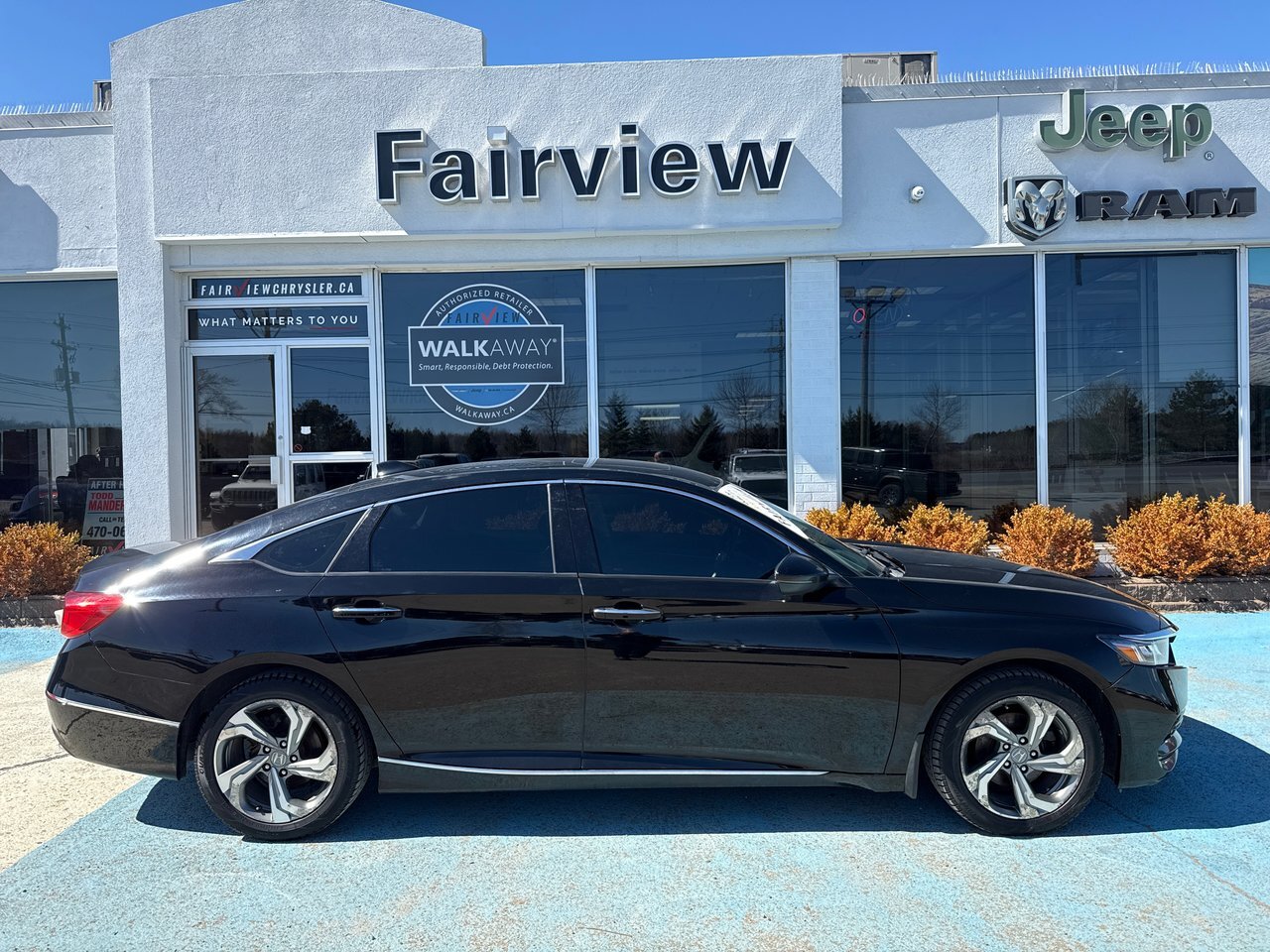 2018 Honda Accord Sedan EX-L Loaded navigation, leather sunroof, two sets 