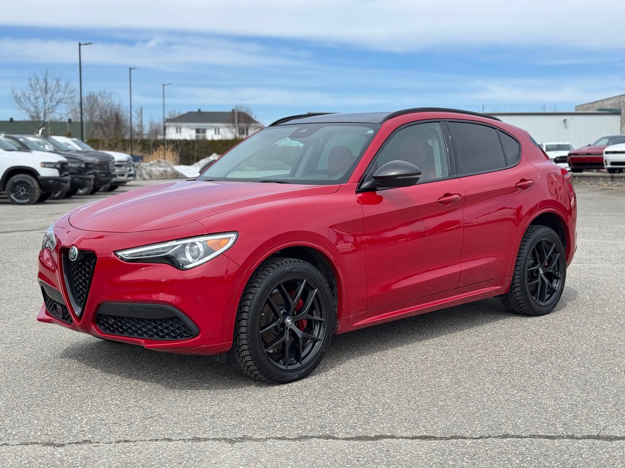 2021 Alfa Romeo Stelvio Sport AWD PANORAMIC SUNROOF | RED LEATHER | NAVIGA
