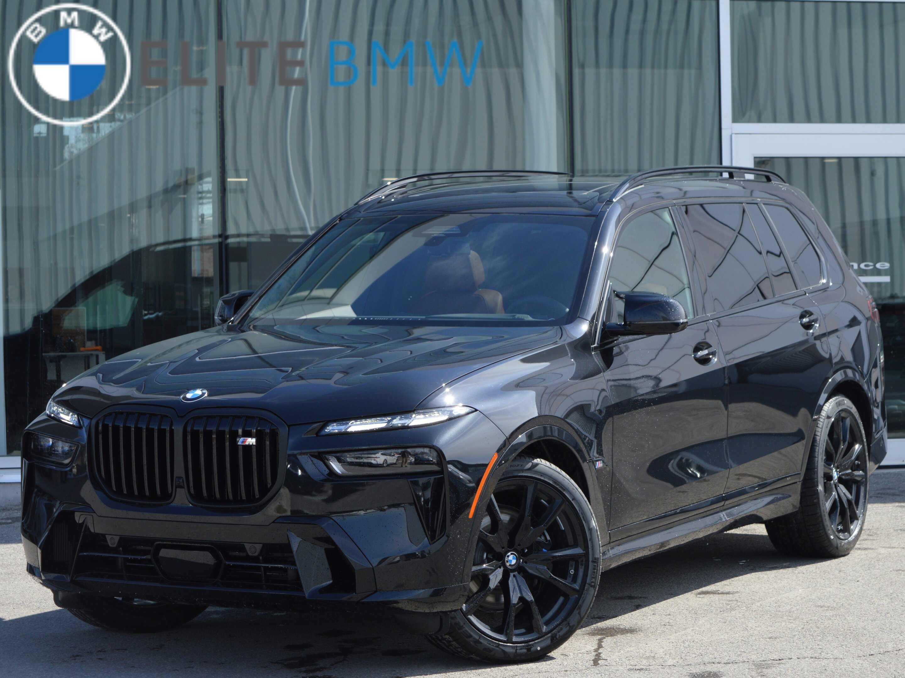 2025 BMW X7 M60i xDrive