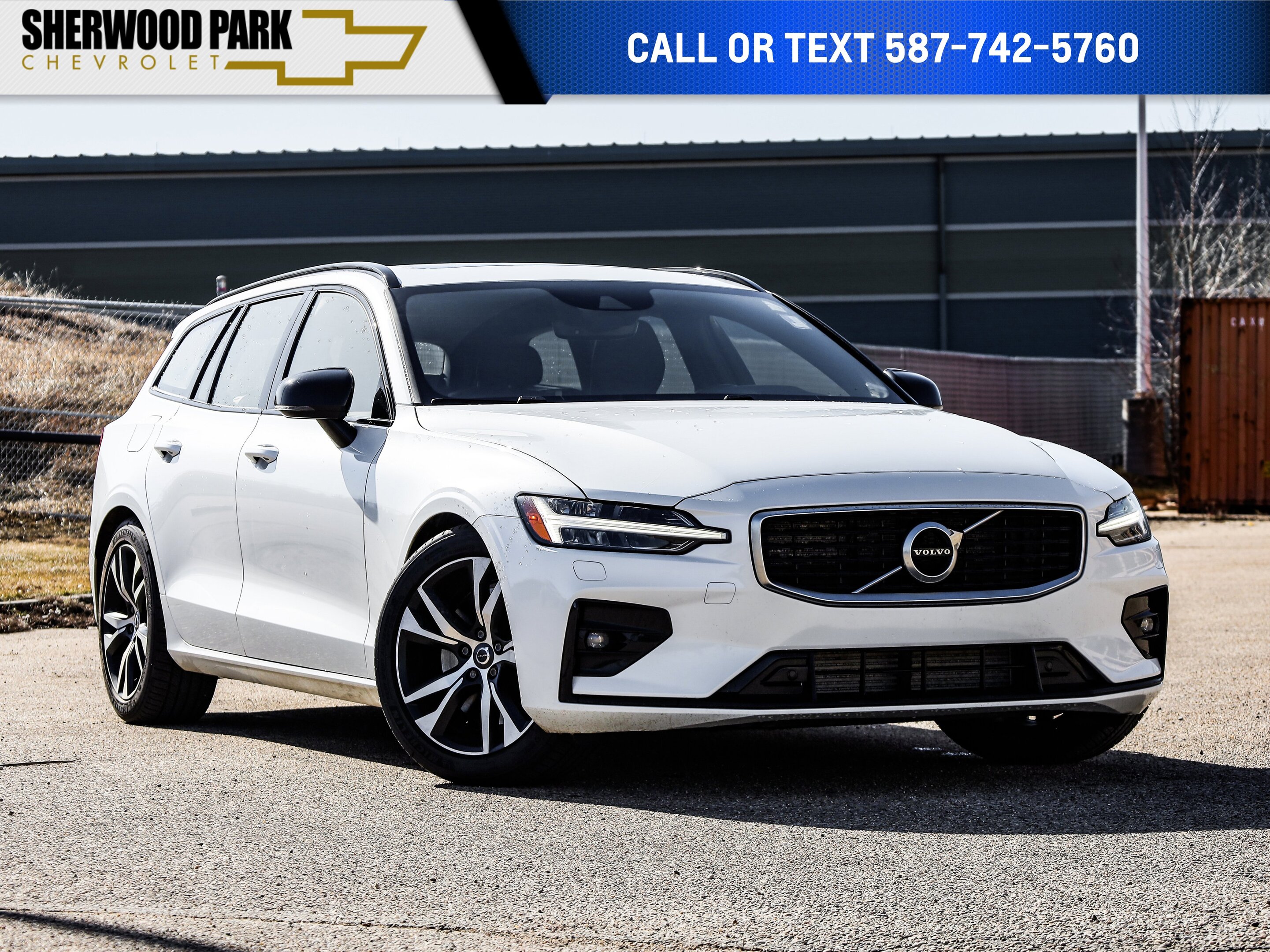 2020 Volvo V60 R-Design 2.0L