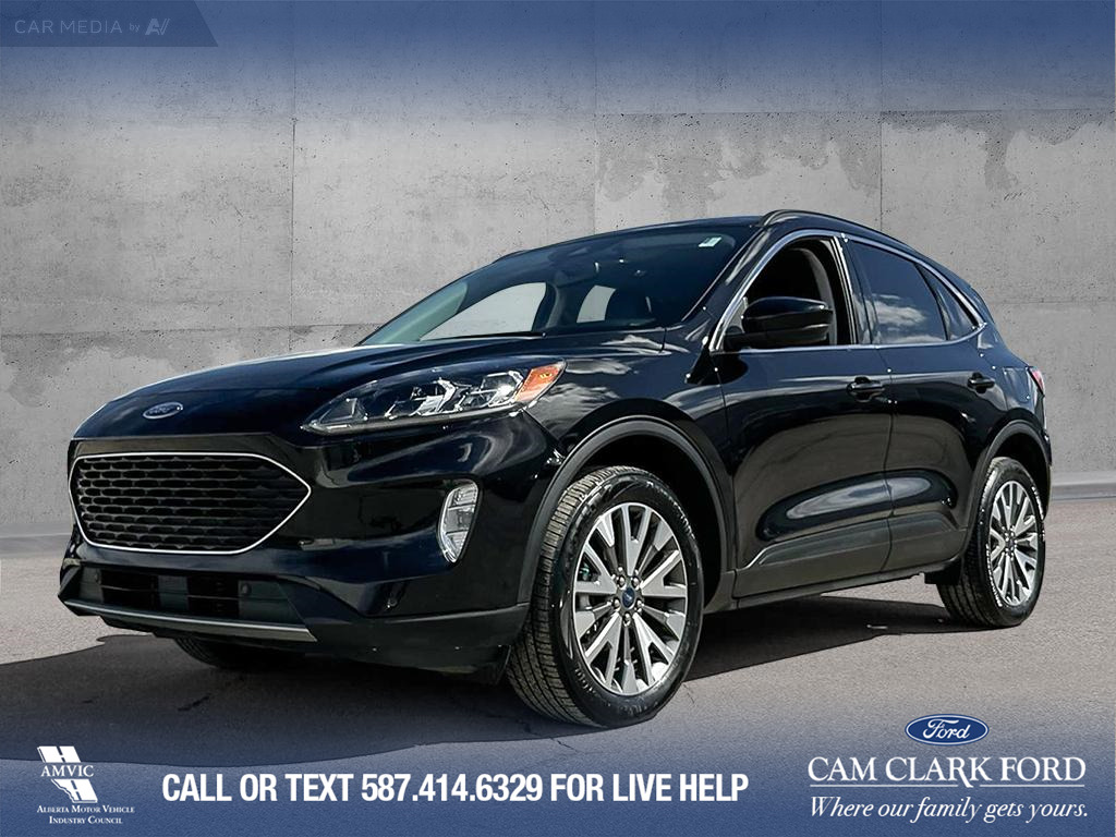 2022 Ford Escape Titanium LEASE RETURN | HEATED WHEEL | ADPT CRUISE