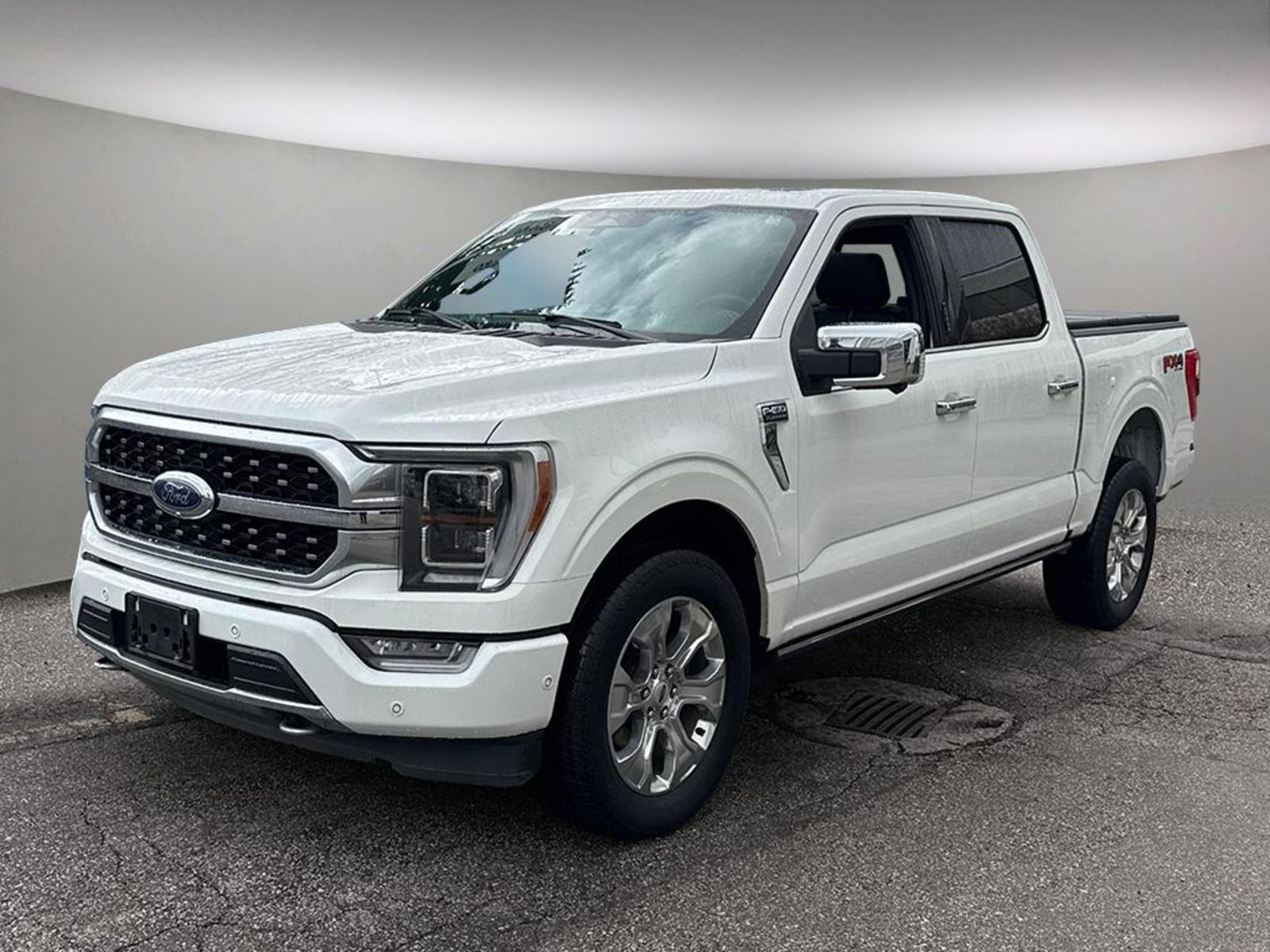 2023 Ford F-150 Platinum - AWD / Leather / Navi / Pano Sunroof / R