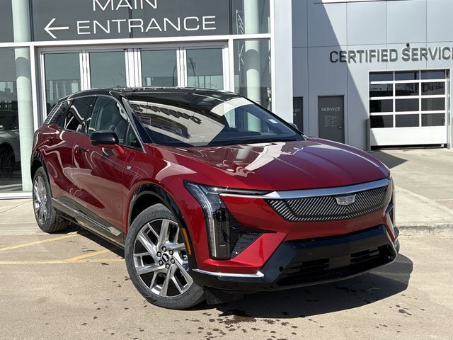 2025 Cadillac OPTIQ Luxury 1