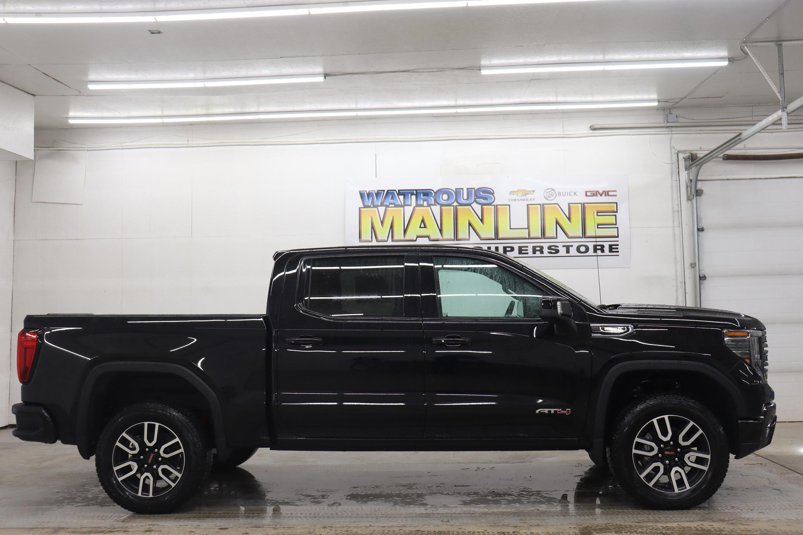 2025 GMC Sierra 1500 AT4