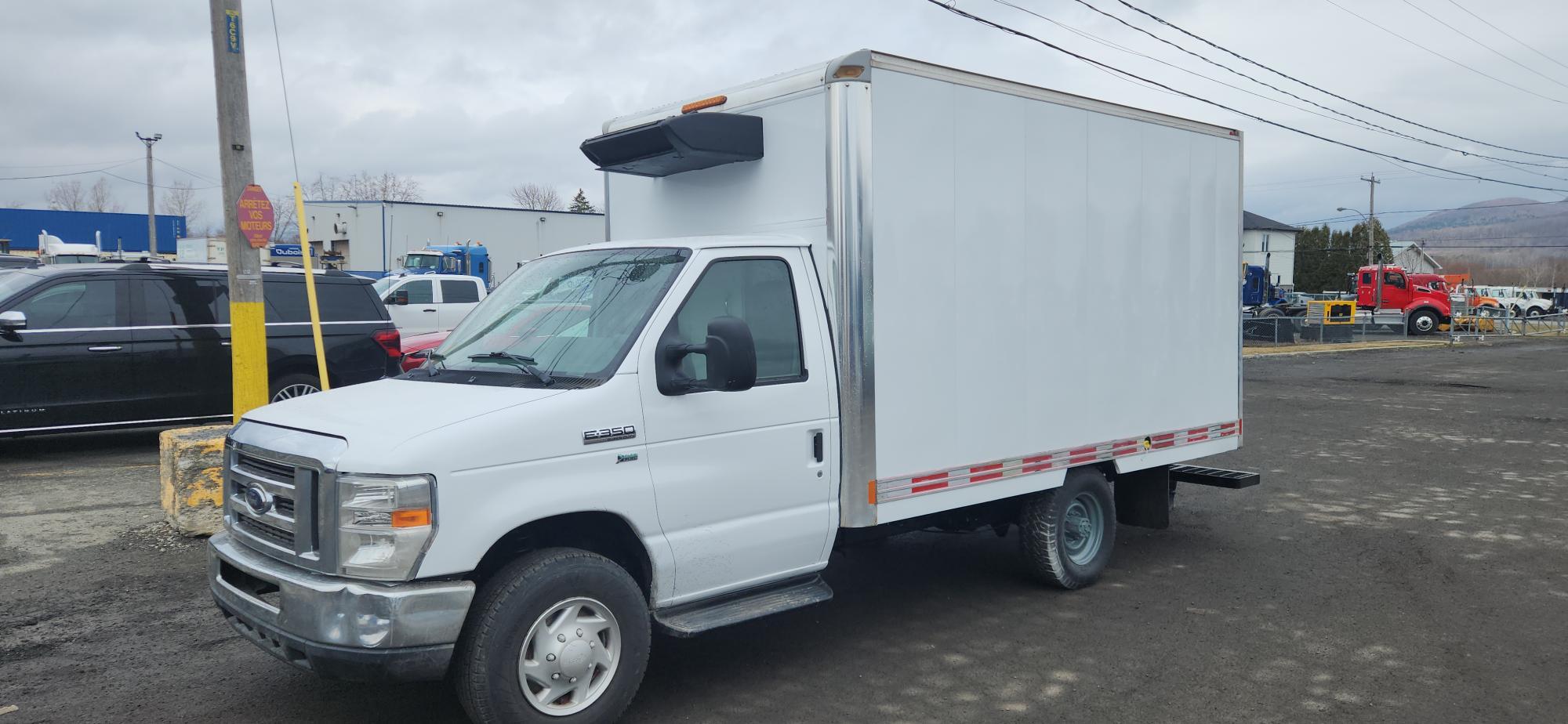 2012 Ford E-350 E-350 Super Duty 138  DRW