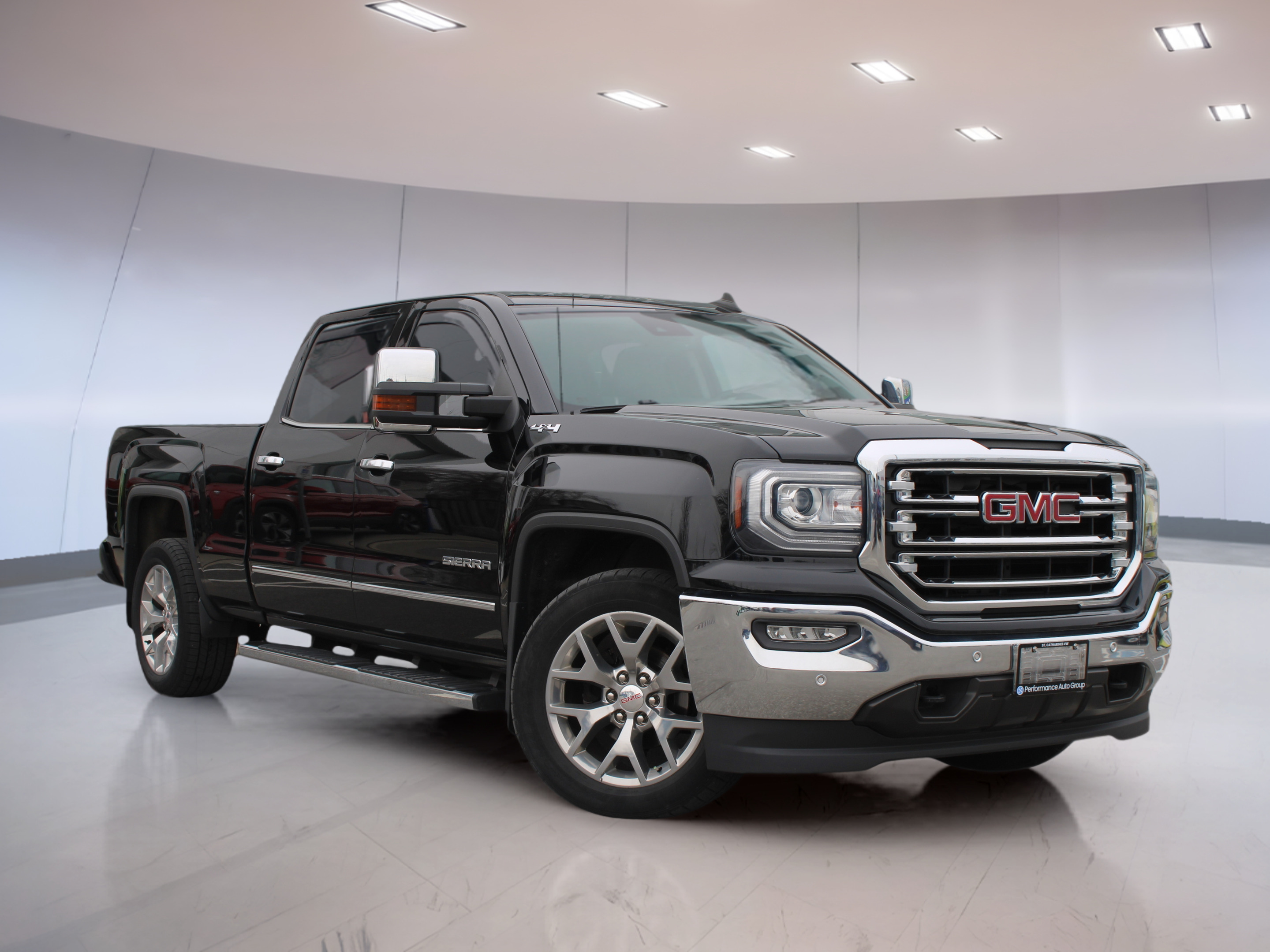 2018 GMC Sierra 1500 SLT | 6.2 | LOADED WITH OPTIONS