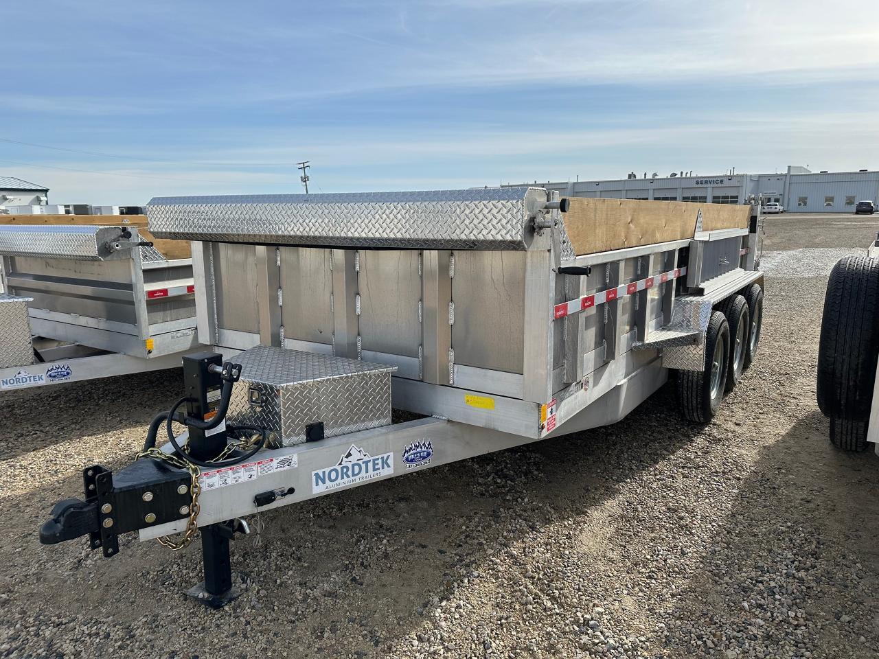 2025 Nordtek Dump Trailer 82'' X 16' Triple Axle Dump Trailer