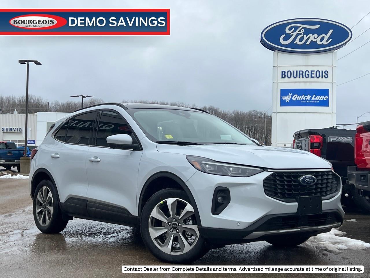 2025 Ford Escape Platinum *PREMIUM TECH PKG, PANO ROOF, TOW PKG*