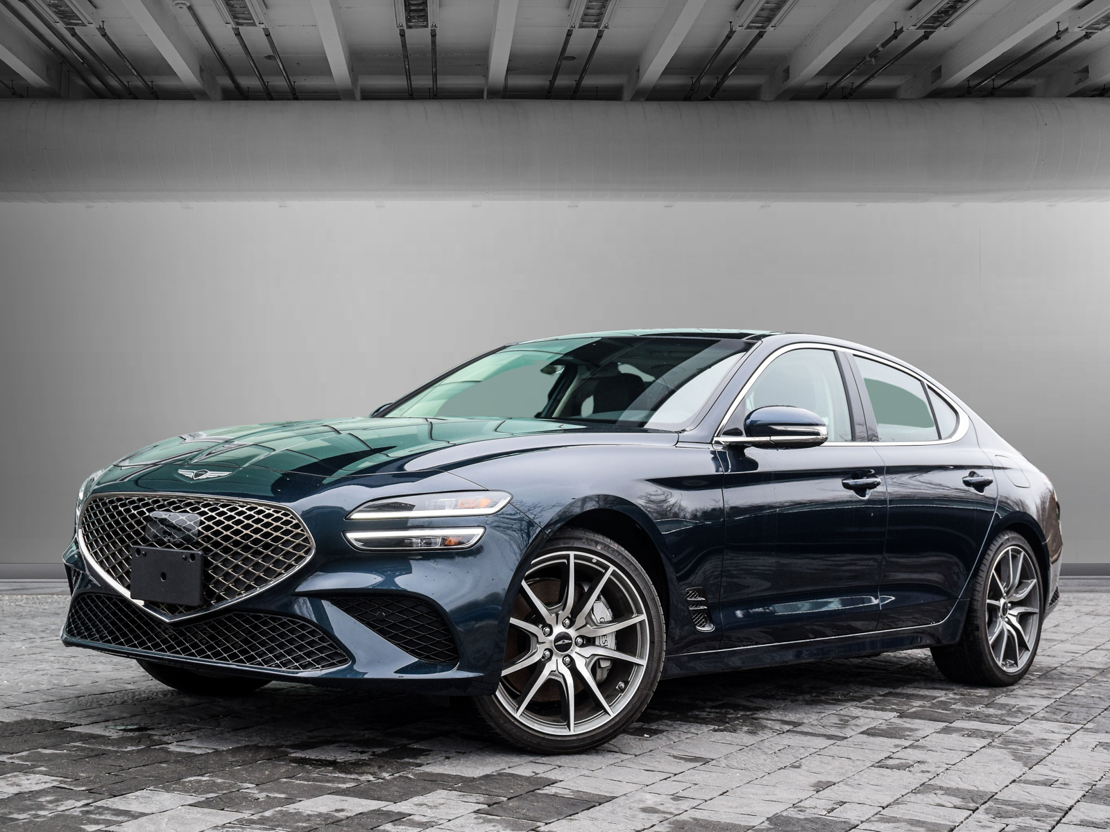 2024 Genesis G70 2.5T Advanced | Genesis Canada Demonstrator