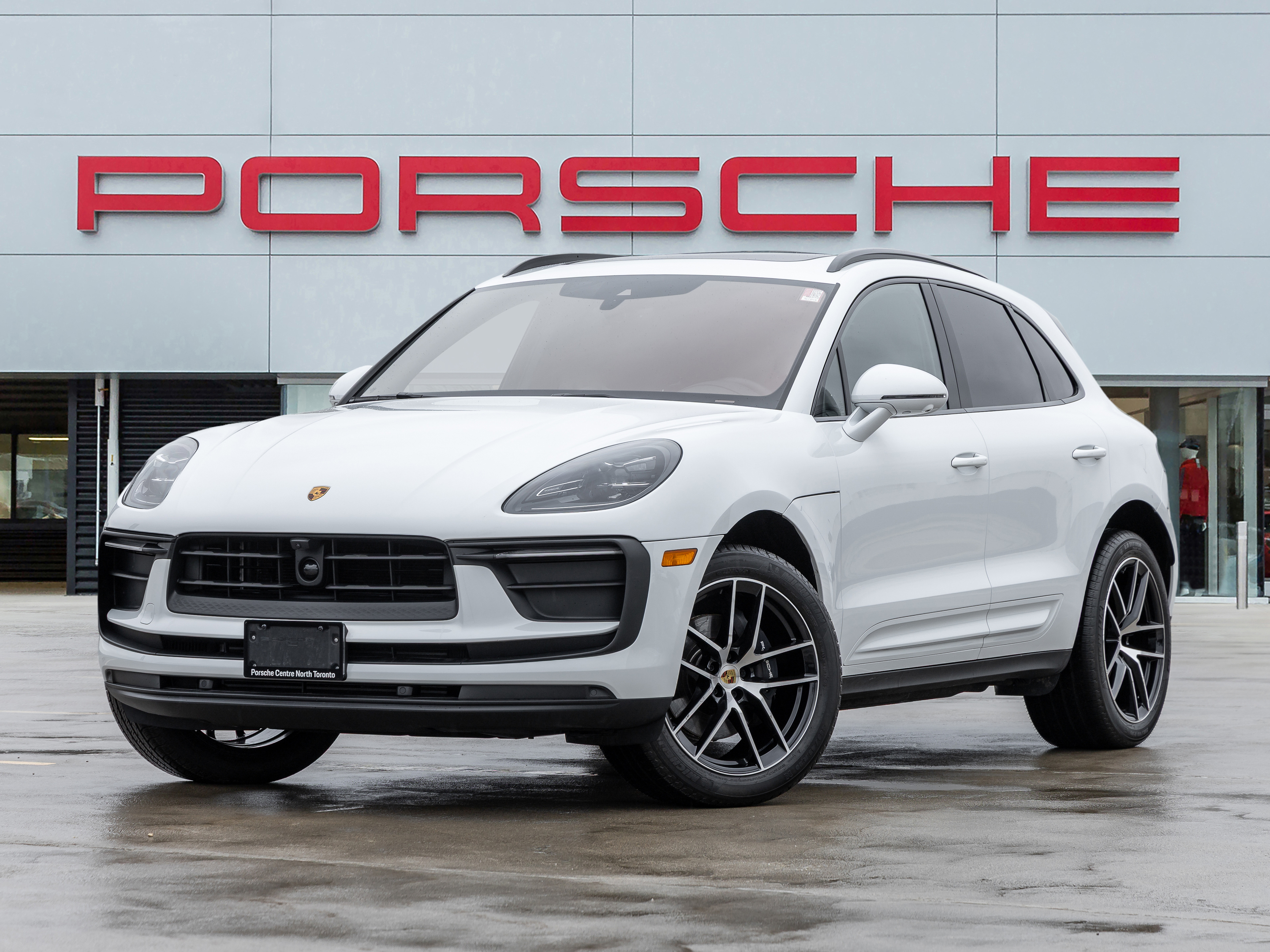2024 Porsche Macan | Winter Tire Package Included 
